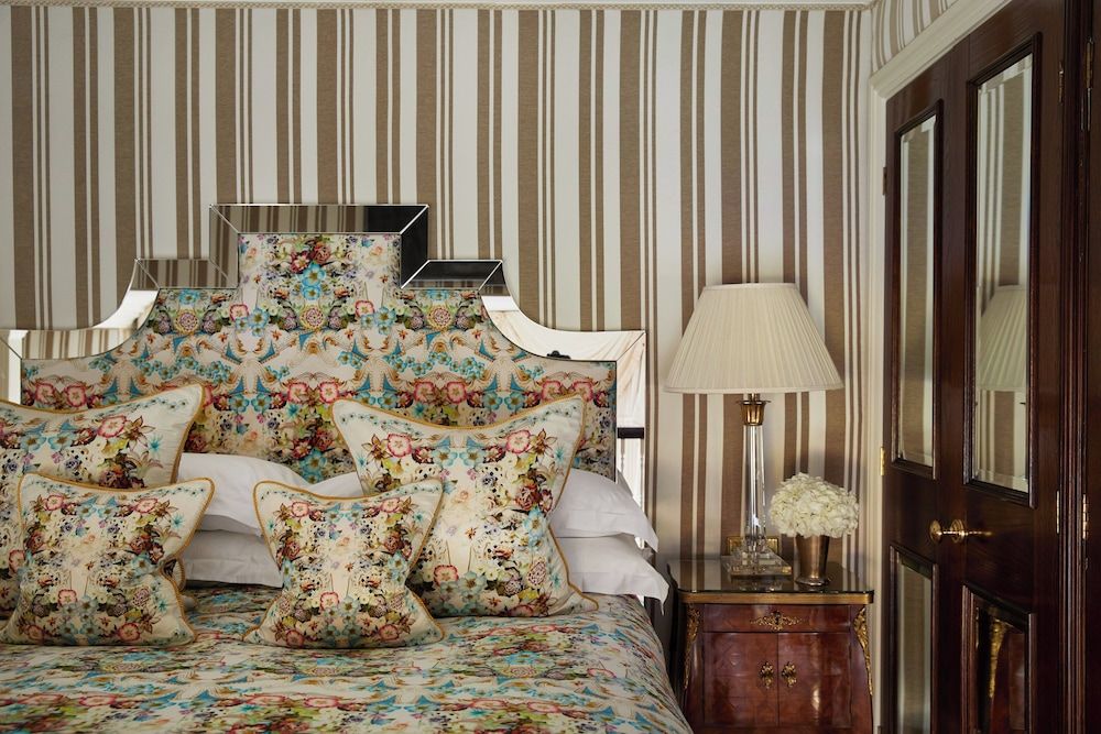 undefined The Milestone Hotel 3