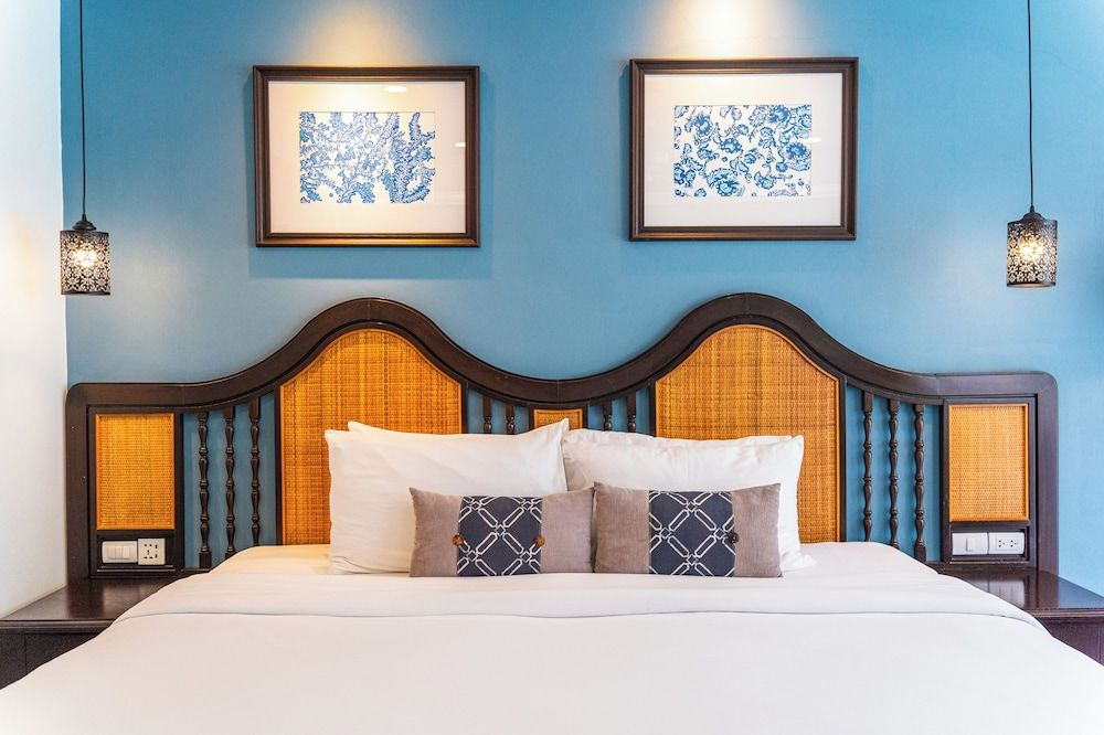 Away Chiang Mai Thapae Resort - A Vegan Retreat Deluxe Room 2