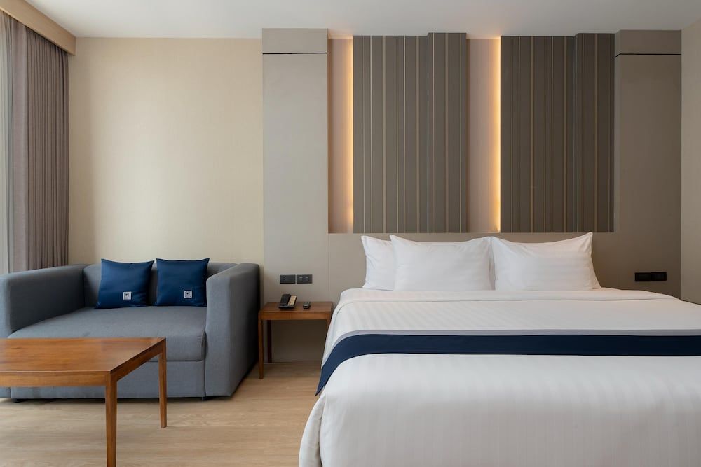 Zayn Hotel Bangkok Superior Double Room 4