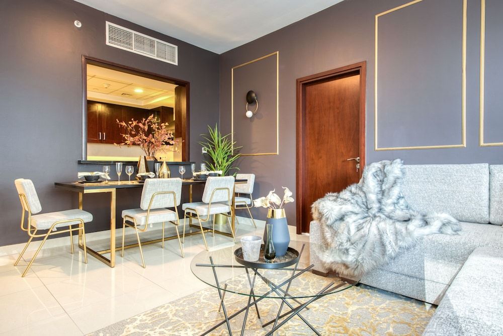 Maison Privee - Radiant Urban Retreat with Iconic Burj Khalifa Vws Deluxe Apartment, 1 Bedroom 13