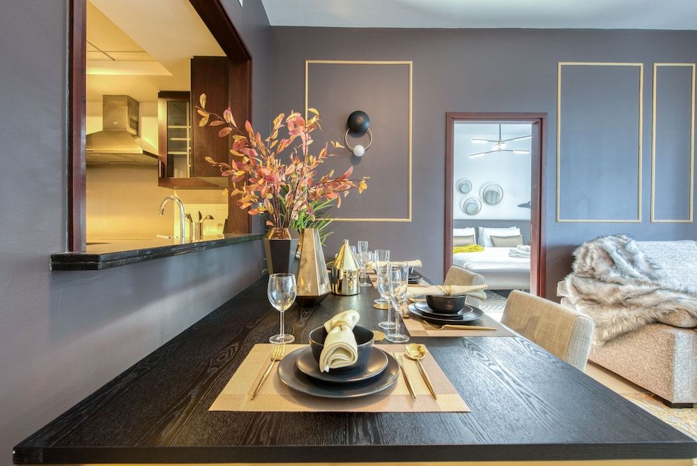 undefined Maison Privee - Radiant Urban Retreat with Iconic Burj Khalifa Vws 4