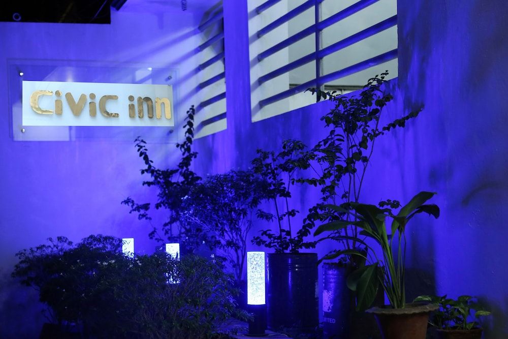 undefined Civic Inn 4