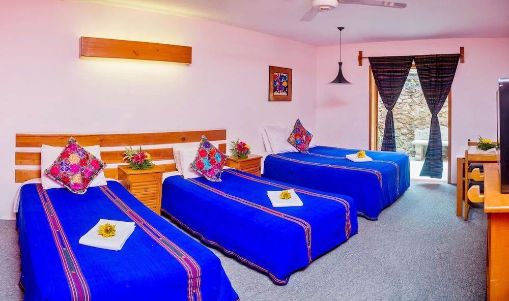 Hotel Panchoy Comfort Triple Room, Multiple Beds, Mountain View 2
