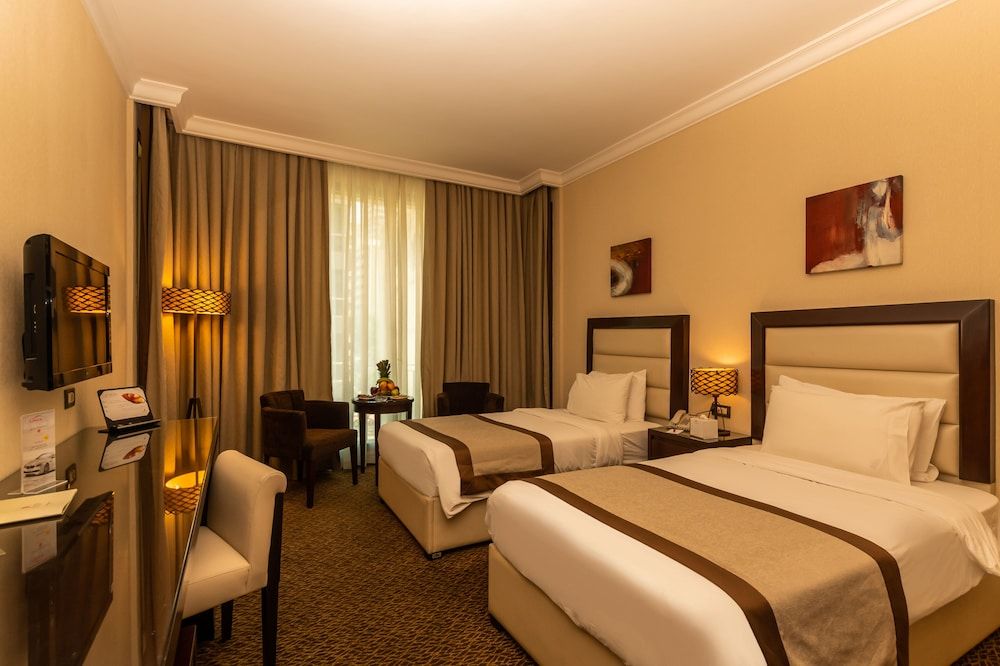 Lancaster Hotel Raouche Standard Twin Room