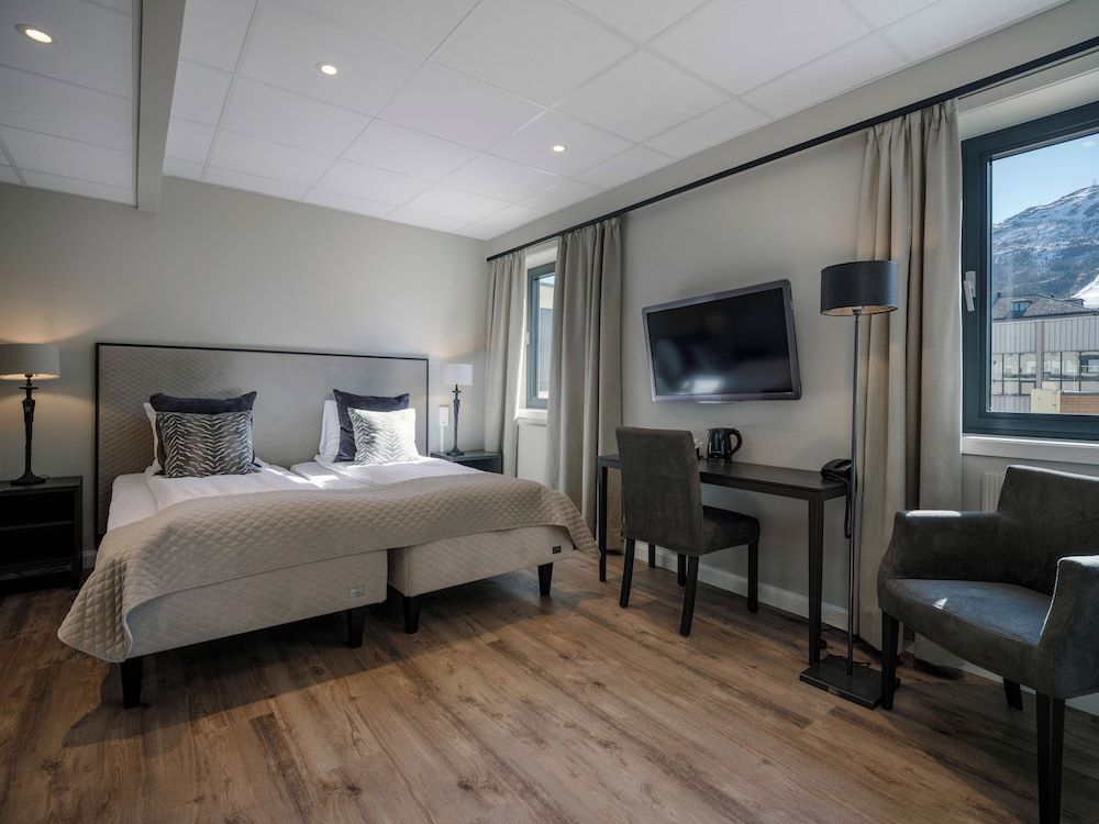 Family Room, Multiple Beds, Non Smoking