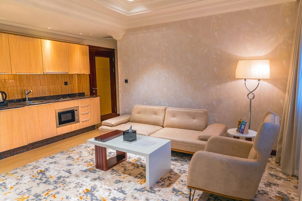 Ivory Inn Hotel Doha Apartment, 1 King Bed