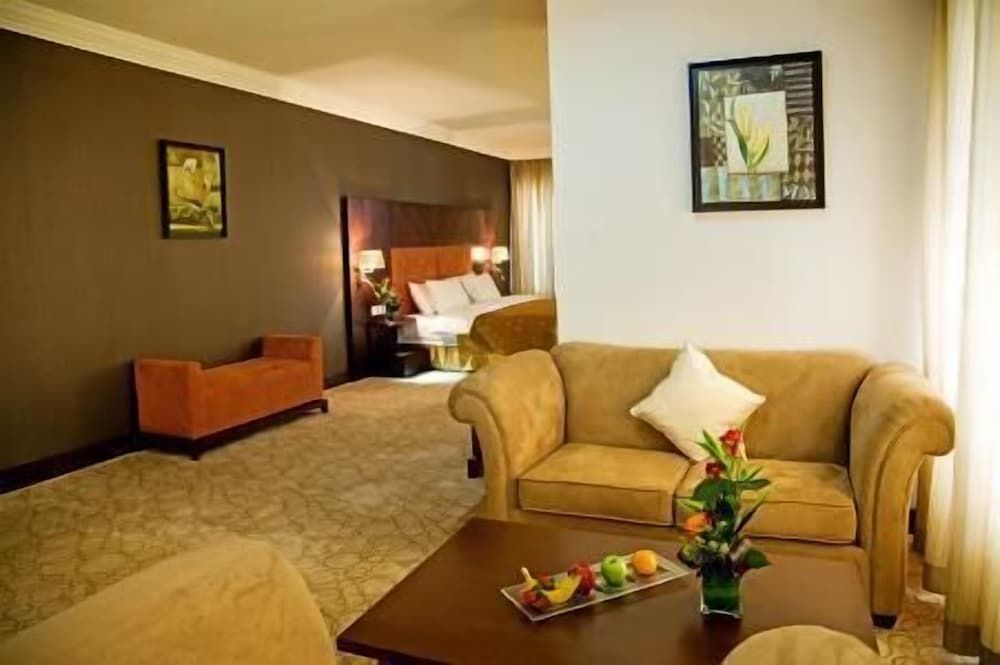Swiss Belhotel Doha Deluxe Suite 8