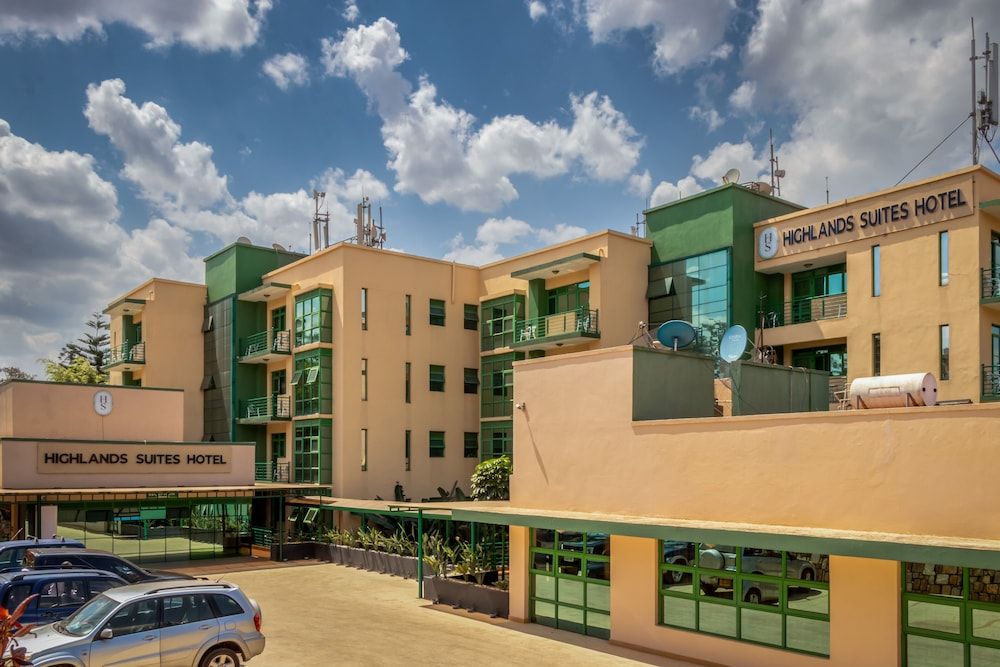 undefined Highlands Suites Hotel