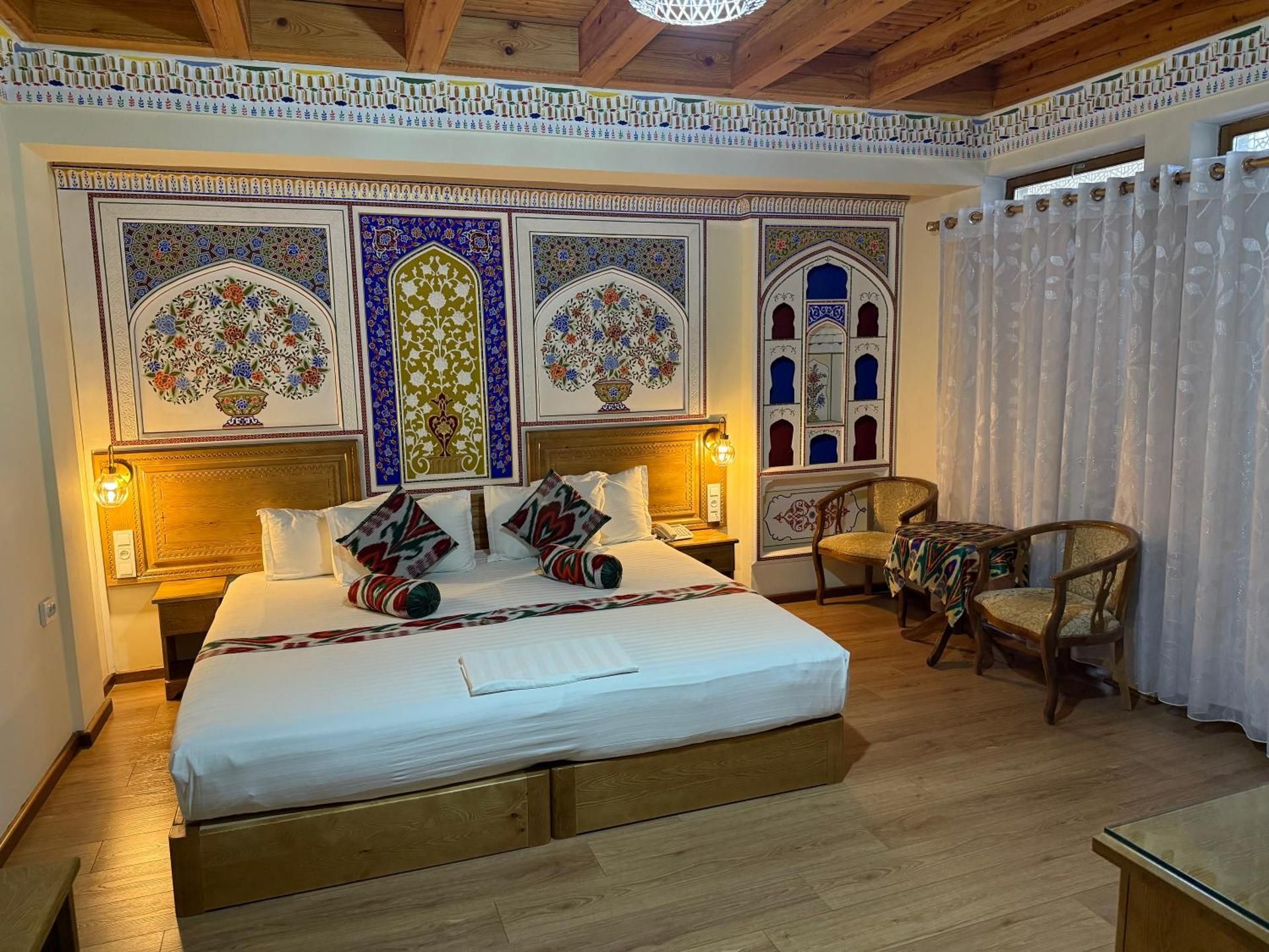 Superior Twin Room with Bath