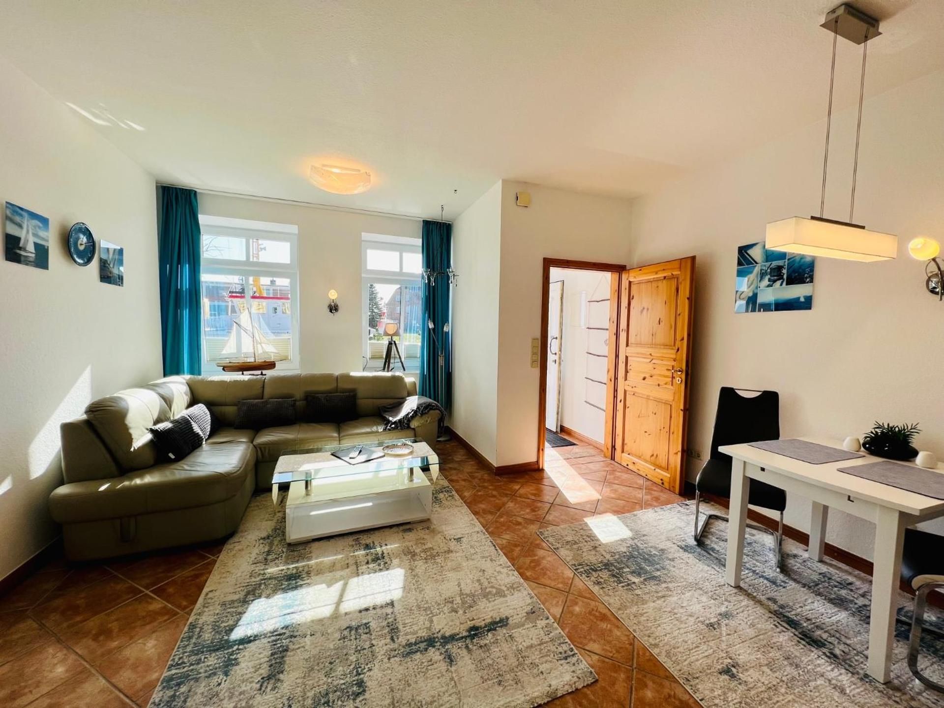 Apartment Fhr with Harbor View