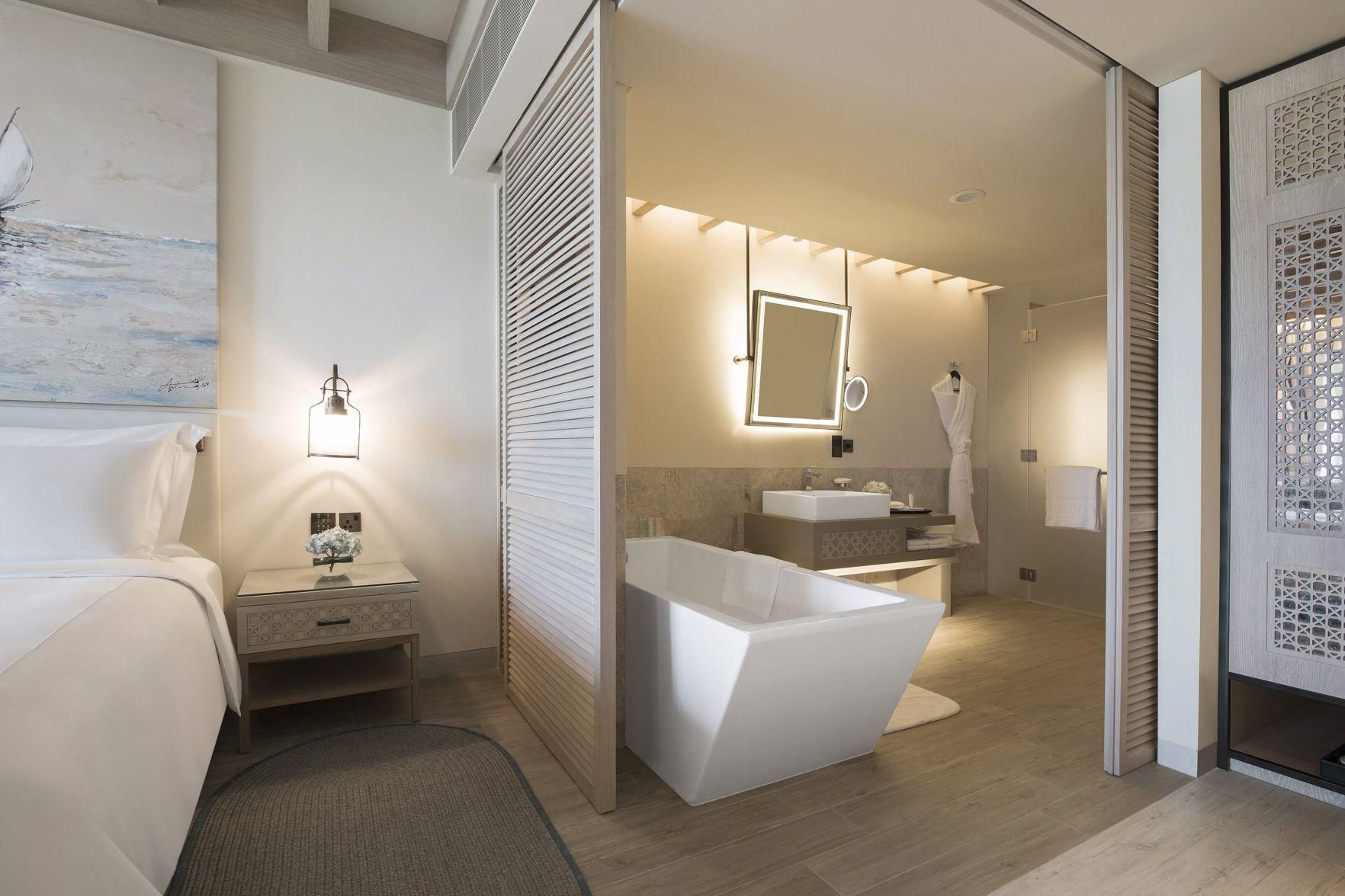 Saadiyat Rotana Resort and Villas Guest Room with Balcony 15