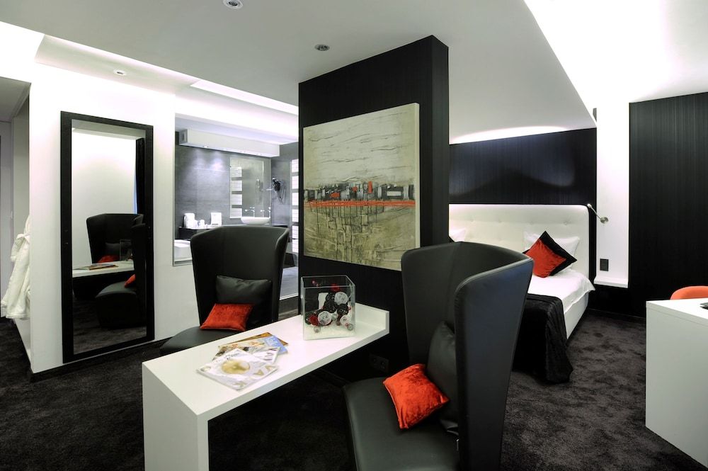 Van der Valk Hotel Nivelles - Sud Honeymoon Suite 3