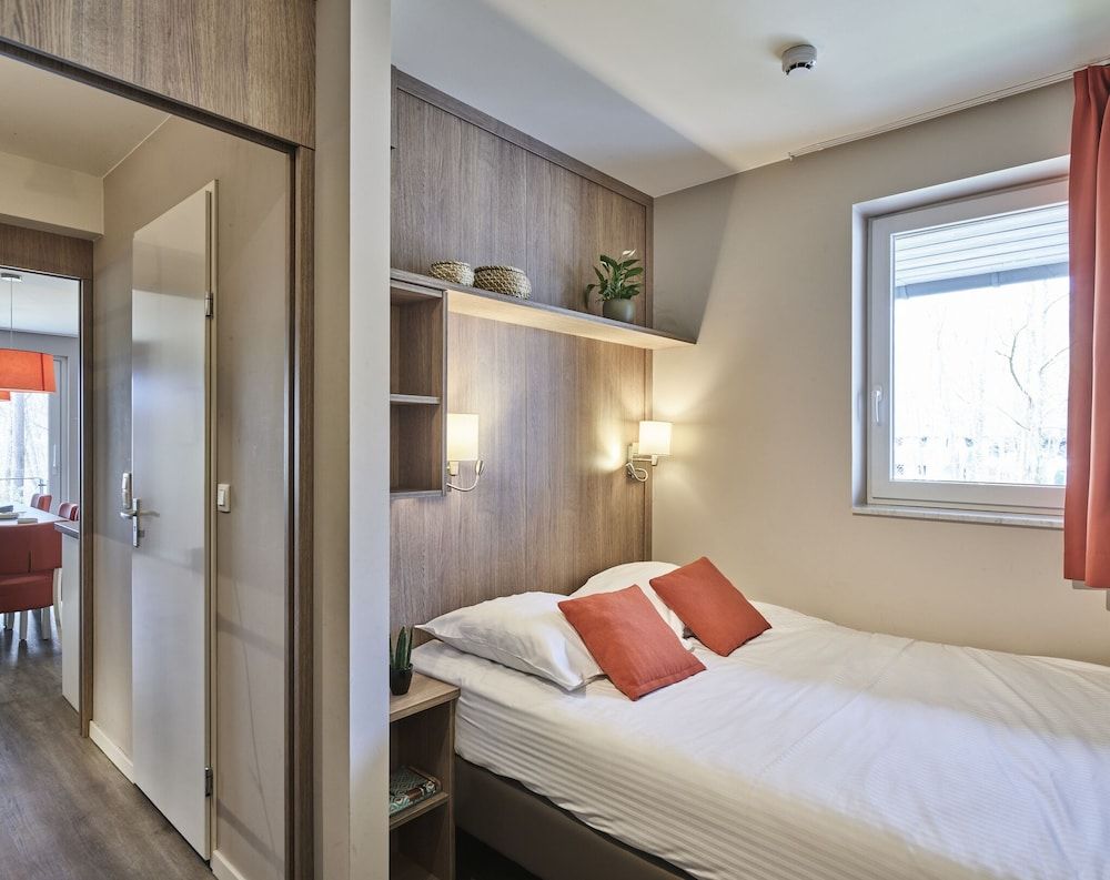Family apartment - 5p | Sleeping corners with a triple bunk bed and a double bed