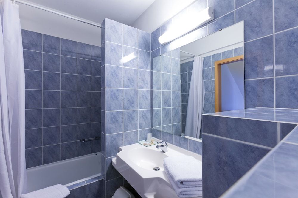 Le Manoir du Capitaine Standard Double Room 4