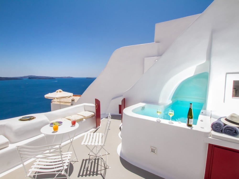 undefined Hector Cave House