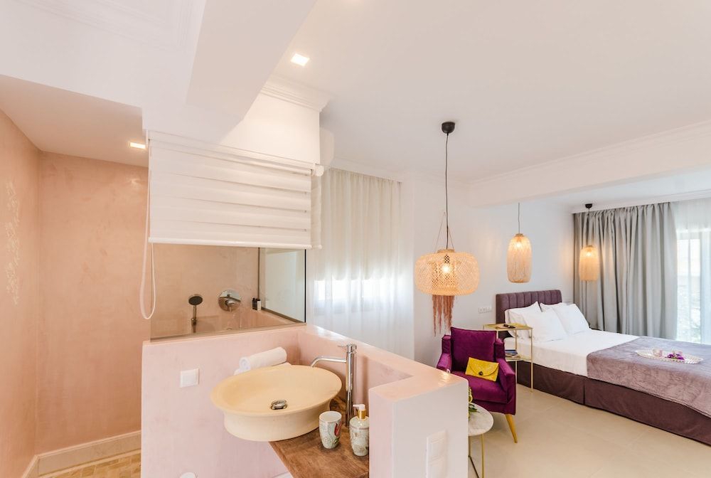 Malia Mare Deluxe Double Room 2