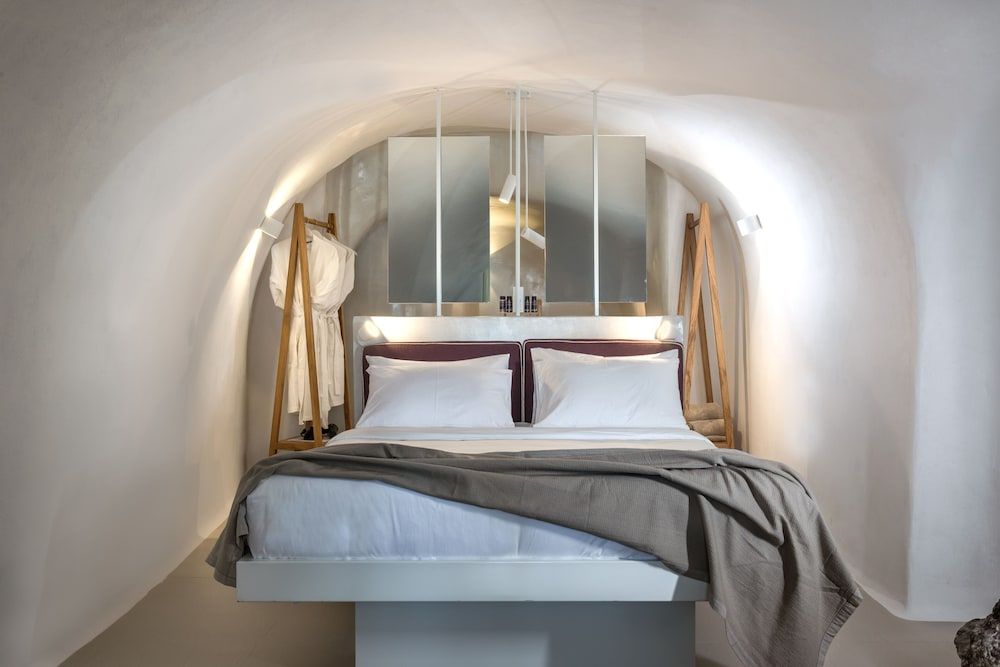 undefined Nefeles Luxury Suites 5