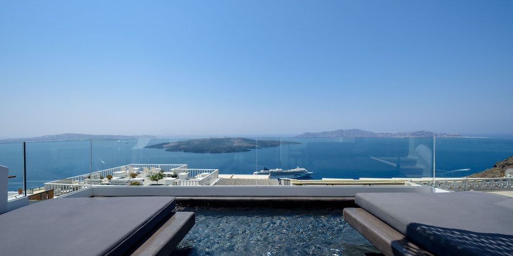 undefined Nefeles Luxury Suites 2