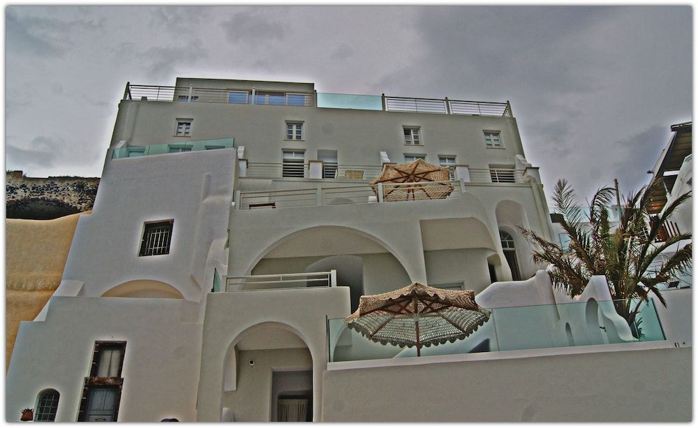 undefined Nefeles Luxury Suites 6