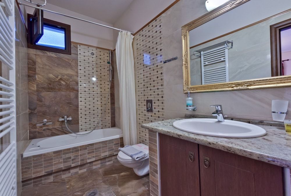 Alsos House Family Apartment, Balcony (Meteora View) 9