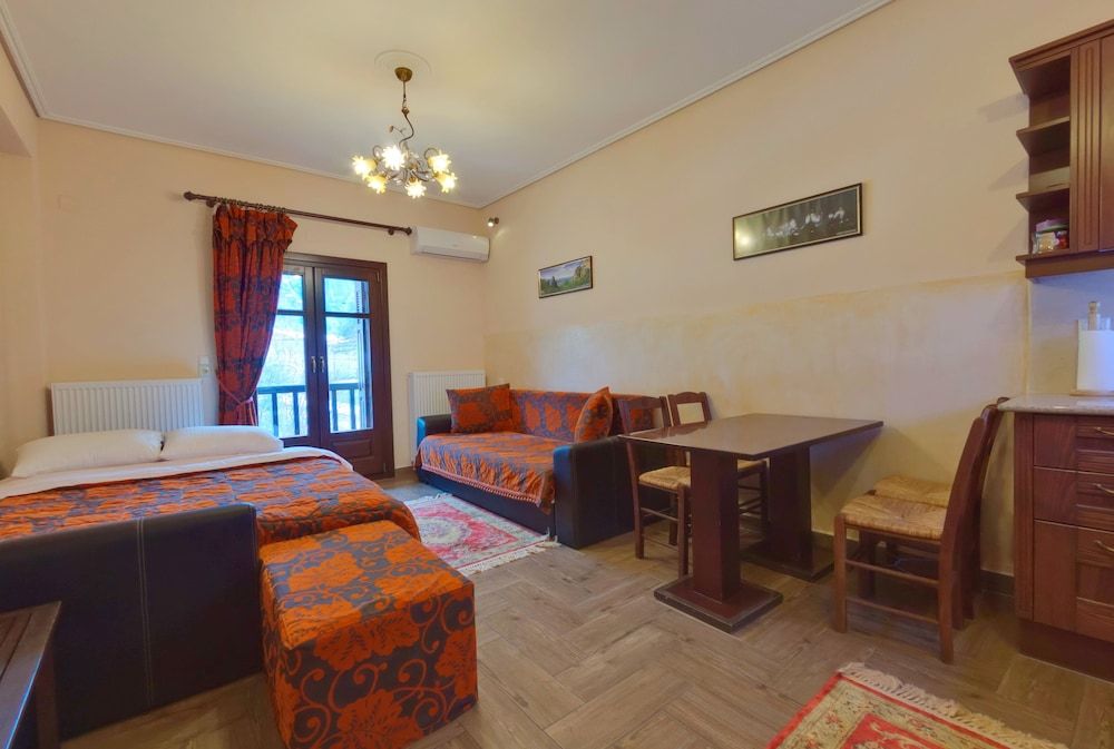 Alsos House Family Apartment, Balcony (Meteora View) 4