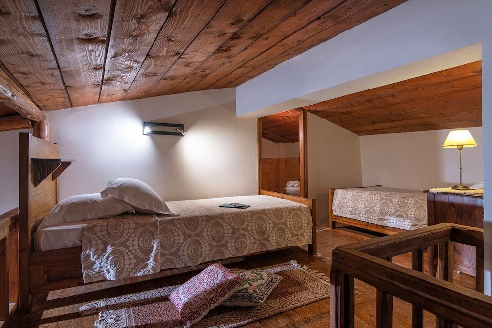 Apartment, 2 Bedrooms (Attic)