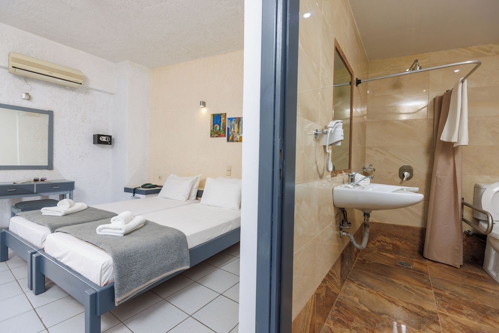 Twin Accessible Room