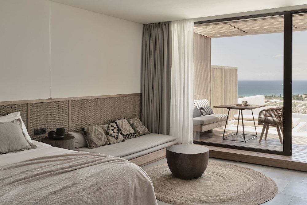 Executive Private Pool Suite Sea View