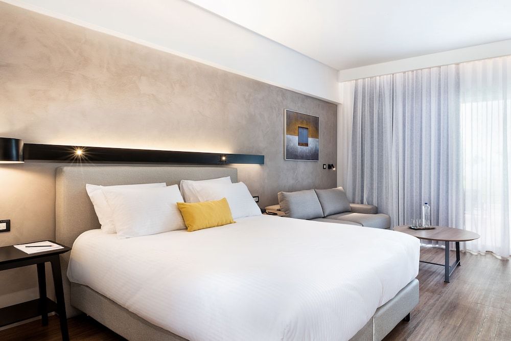 Classic Room, City View