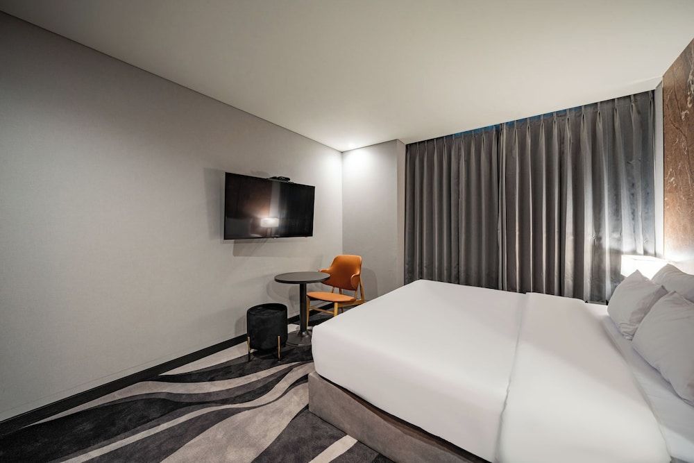 Casaday Hotel Premium Double Room 2