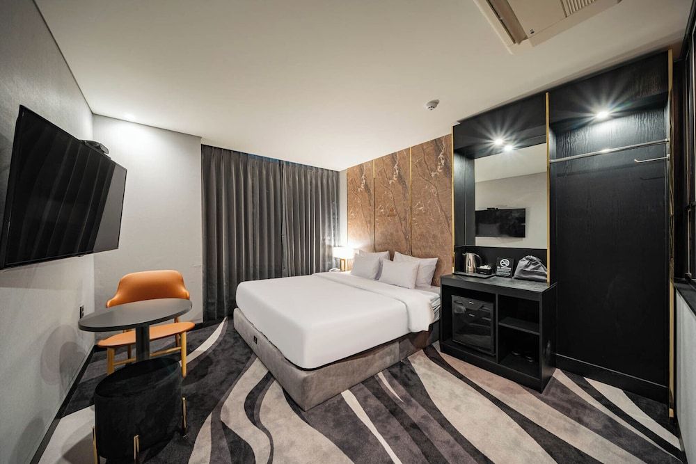 Casaday Hotel Premium Double Room 3