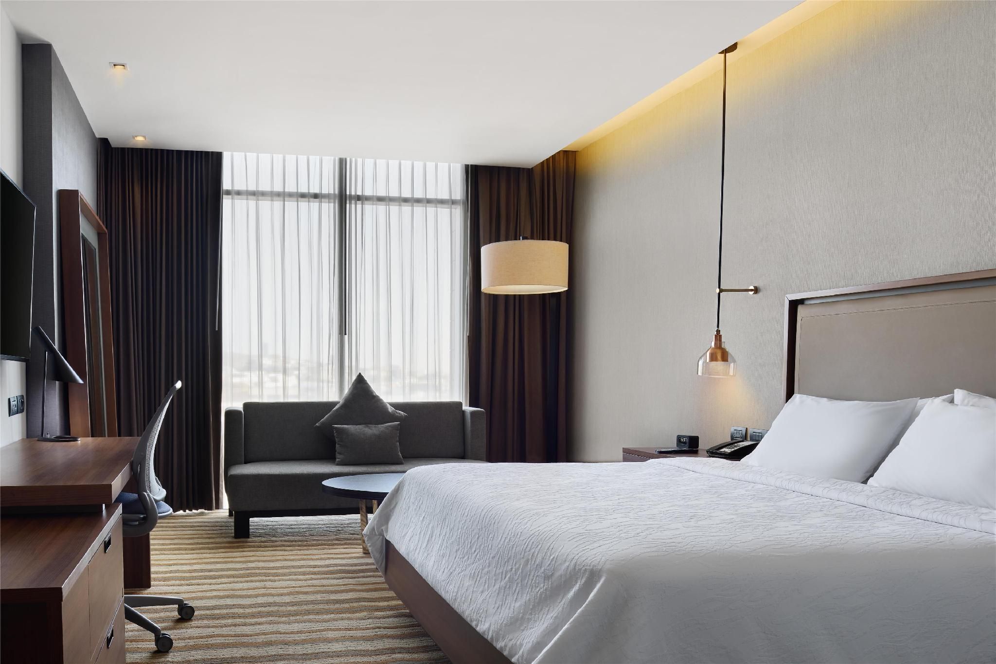 Hilton Garden Inn Chihuahua 1 King Bed 1 Bedroom Suite