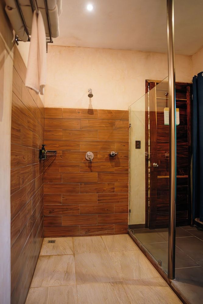 Bungalow, 2 Queen Beds