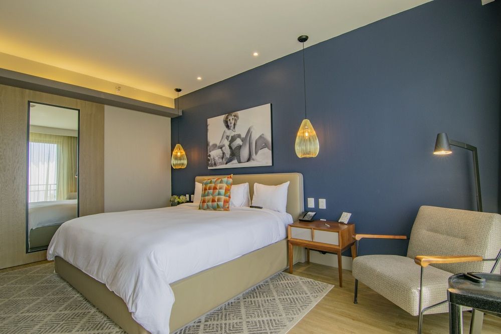 Torre Lucerna Hotel Ensenada Deluxe Room, 1 King Bed, Ocean View 3