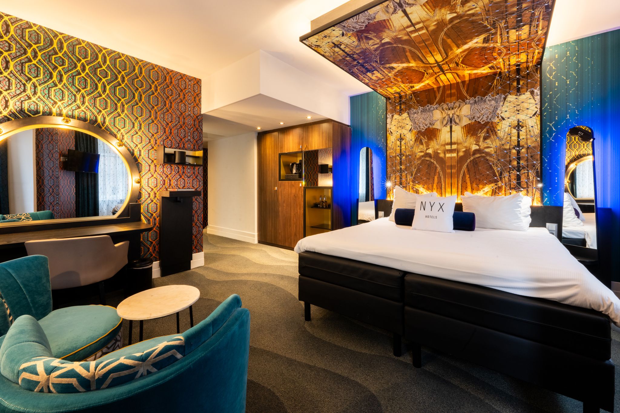 undefined NYX Hotel Amsterdam Rembrandt Square 9