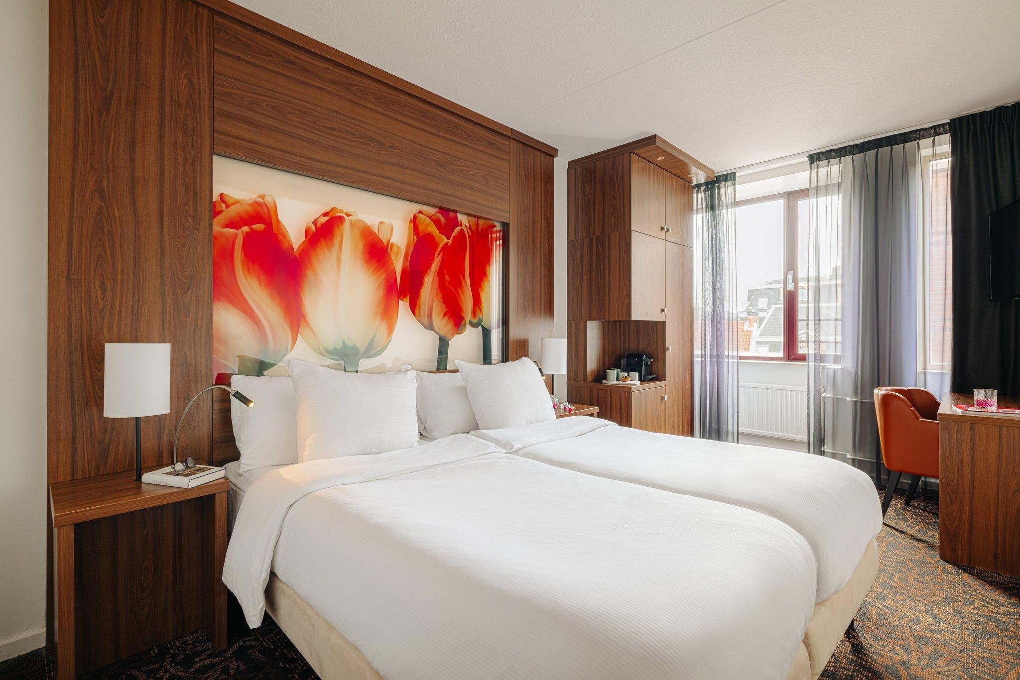 undefined NYX Hotel Amsterdam Rembrandt Square 4