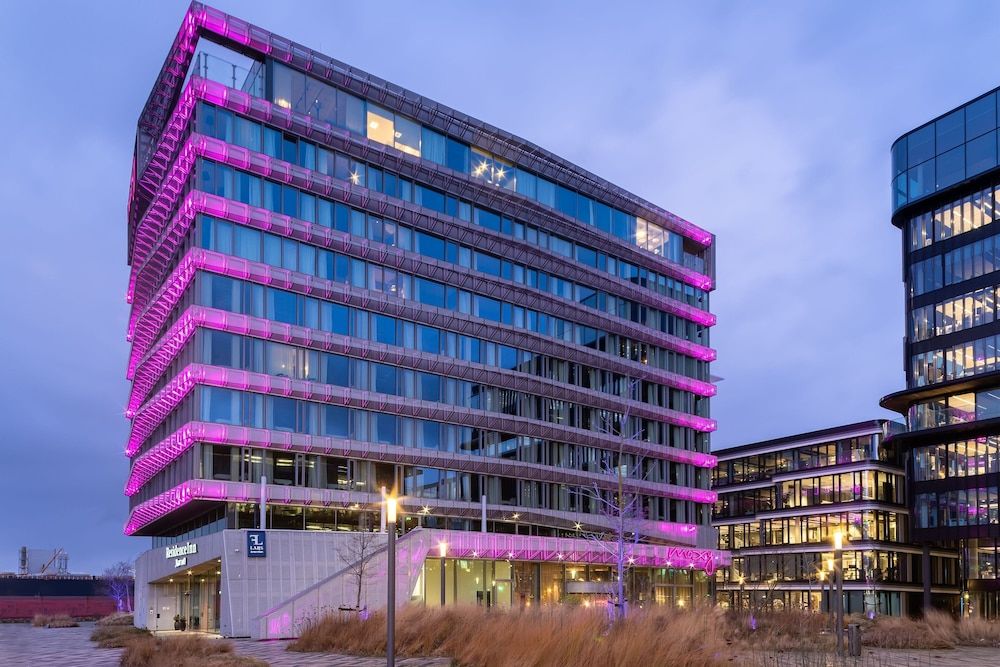 undefined Moxy Amsterdam Houthavens