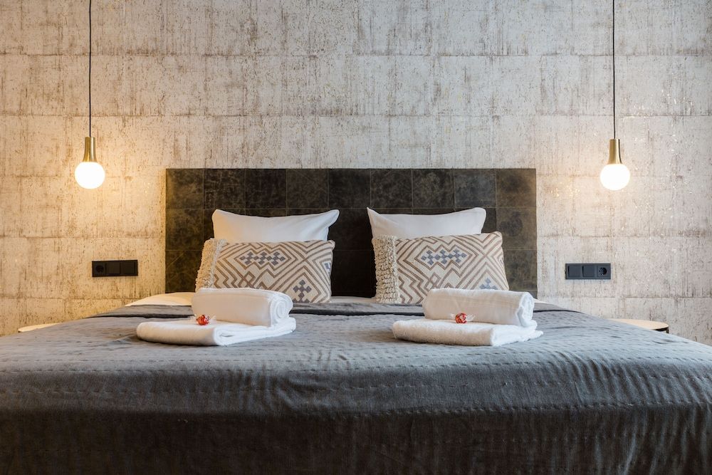 Boutique Suites Lisse - Keukenhof Family Studio Suite, Kitchenette, City View 3