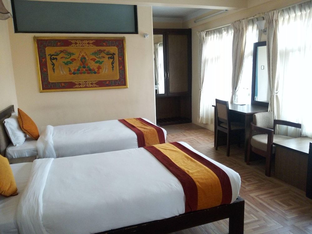 Boudha Stupa View Guest House Standard Twin Room, 2 Twin Beds 4
