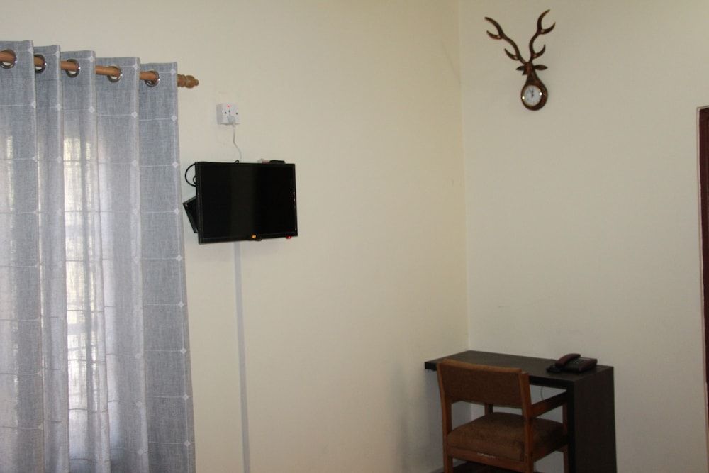 Cozy Home B & B Deluxe Double Room, 1 Queen Bed, Bathtub, Valley View 11