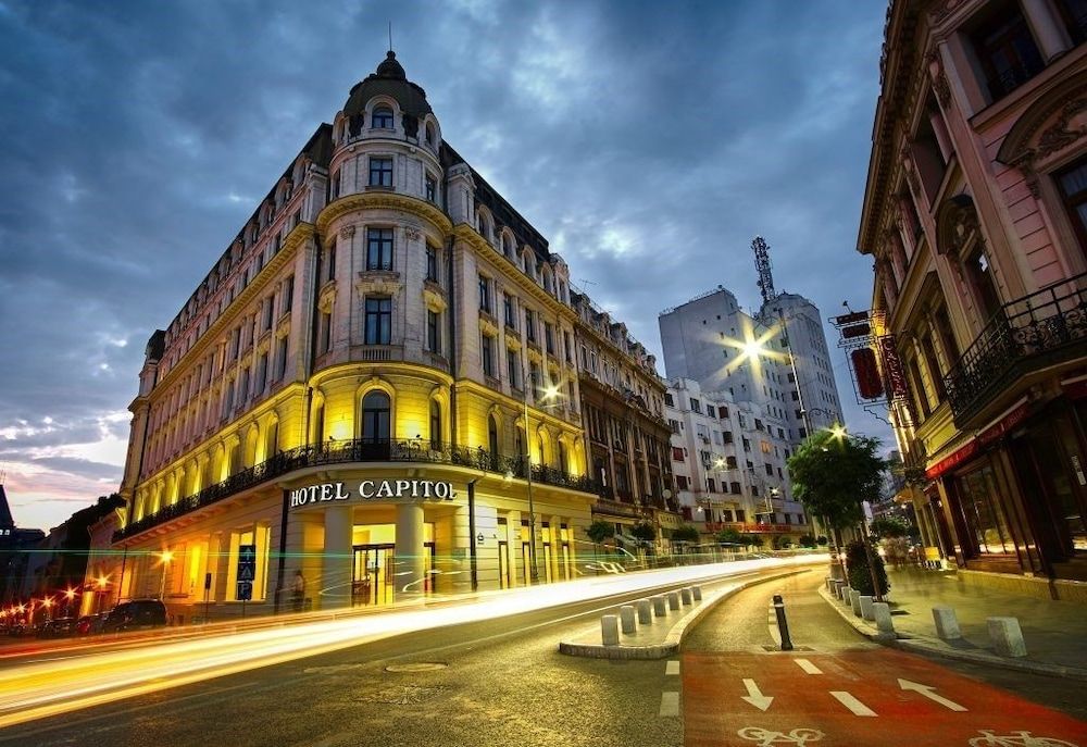 undefined Hotel Capitol 5