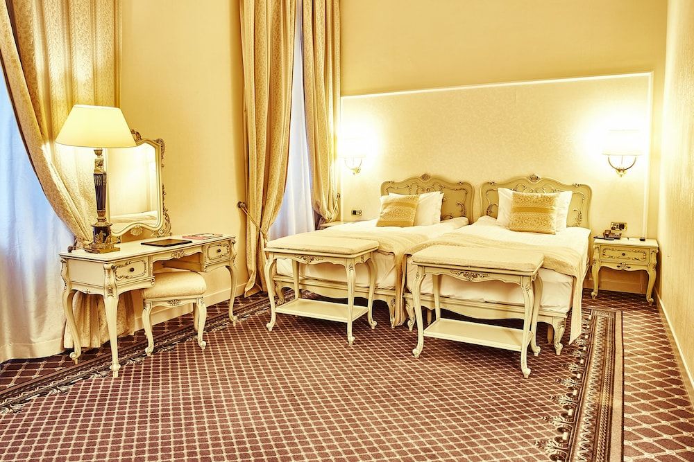 undefined Grand Hotel Continental Bucuresti 5