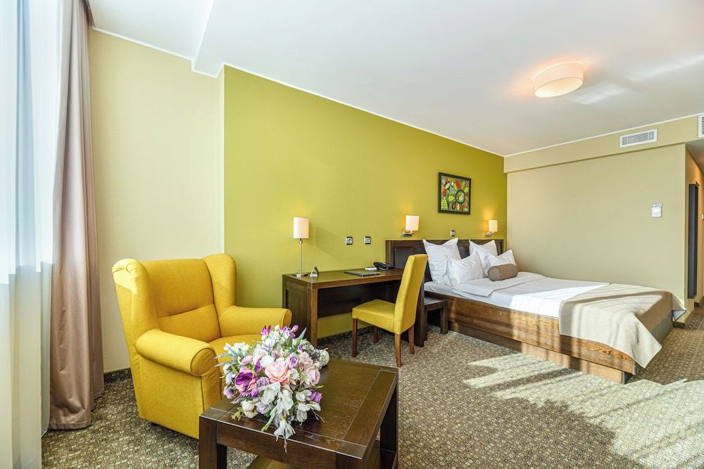 Vega Hotel Superior Double Room, River View 5