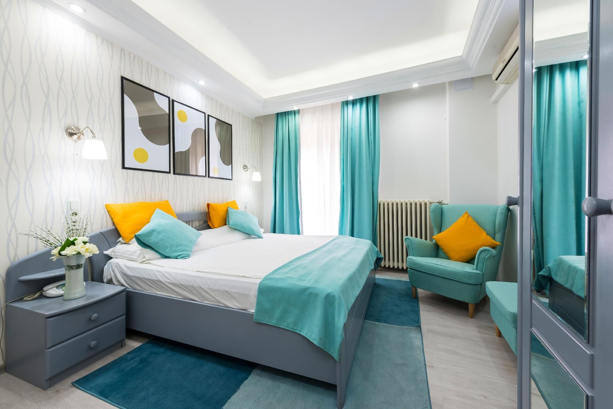 undefined Relax Comfort Suites 6