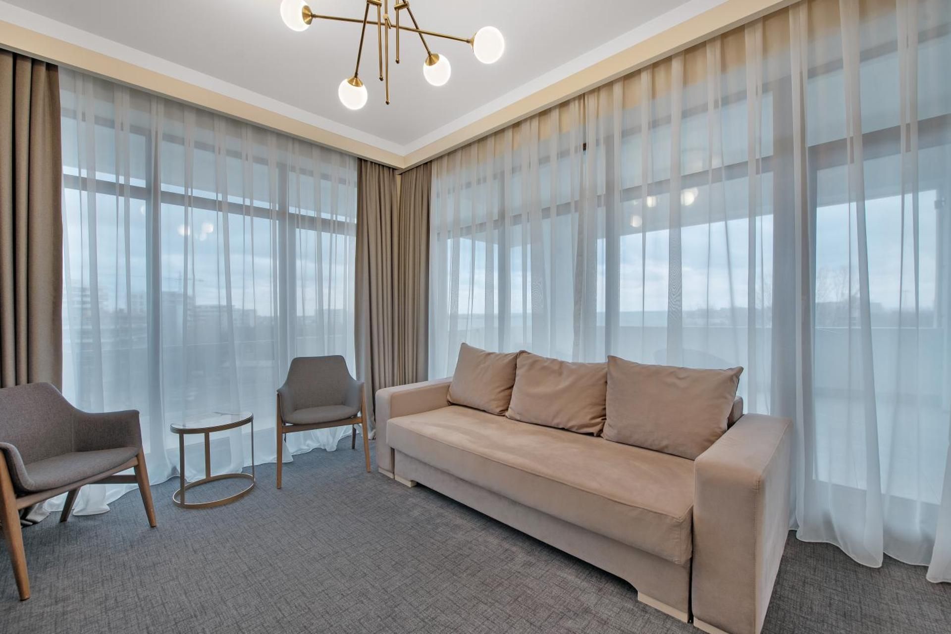 Hotel Oxford One-Bedroom Suite 2