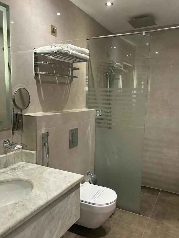 Sama Inn Hotel Deluxe Double or Twin Room 4