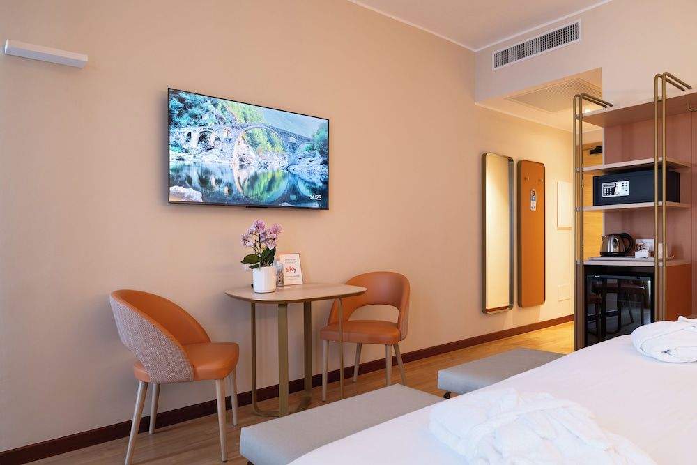 undefined Hotel Raffaello 3