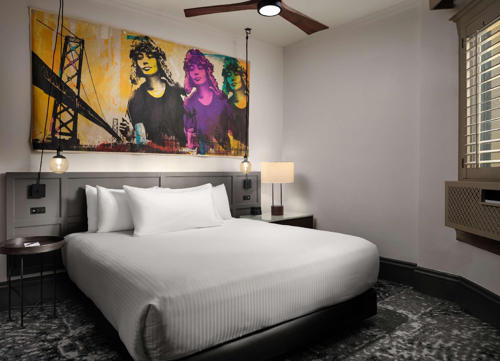 1 King 1 Bedroom Suite Mobility Accessible with Roll-in Shower