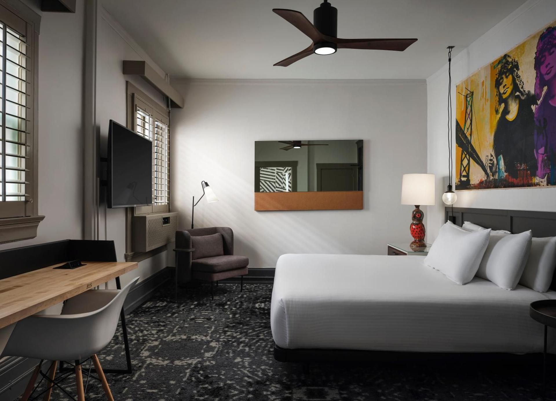 The Barnes San Francisco, Tapestry Collection by Hilton 1 Queen Bed