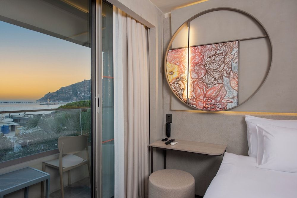 Büyük Hotel Standart Room (sea view) 15